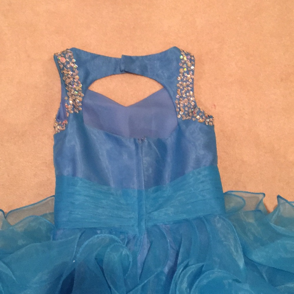 Pageant dress - Picture 3 of 4